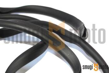 Guma osłonowa Mokix, np na owiewkę, spawy baku, czarna (1m)